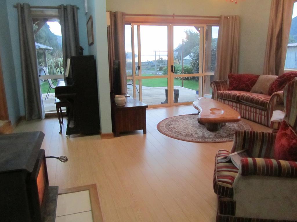 Koromiko Cottage At Lochsloy Farmstay Little River Esterno foto